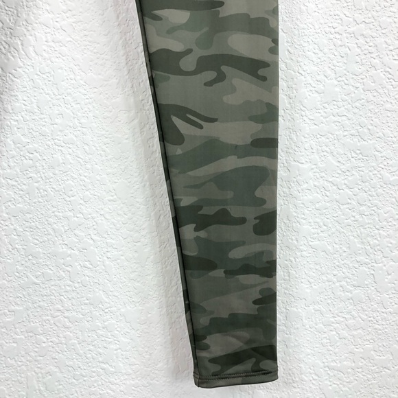 Onzie Camo High Rise Long Legging - Picture 3 of 9
